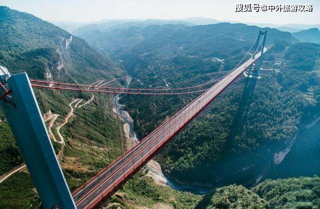 
中国速度 4万人遇水搭桥 震惊世界‘足球赌注软件APP’(图7)