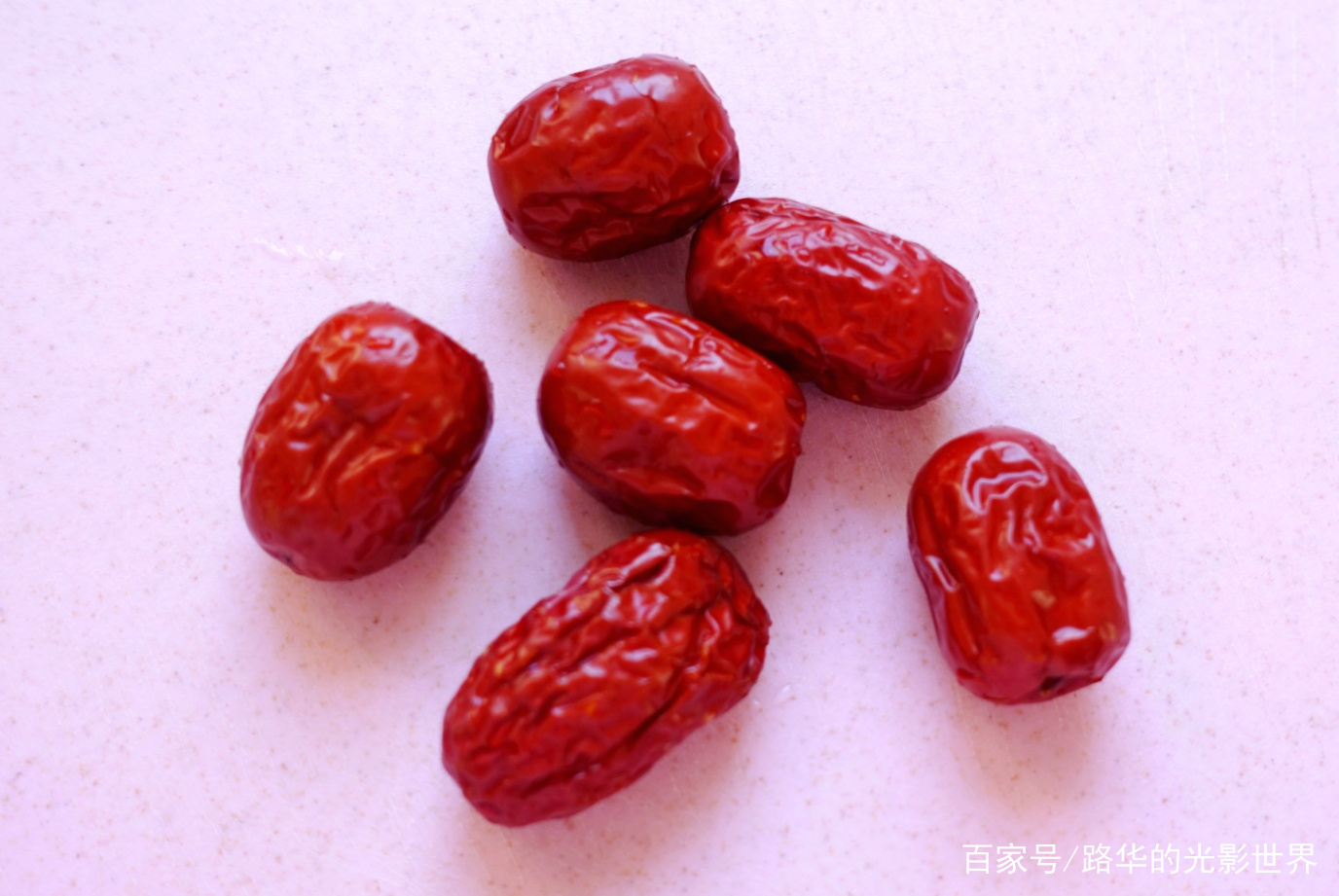 网络依赖症白领生病不找医生问百度“十大足球赌注软件”(图2) 足球赌注软件