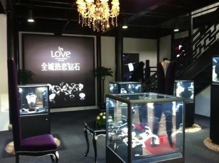 印尼首家电池级镍厂有望投产 镍有望成为印尼主要出口产品：足球