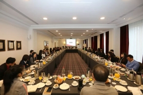 【十大足球赌注软件】部分超市圣元降价20% 消费者态度各不相同(图1) 足球赌注软件APP