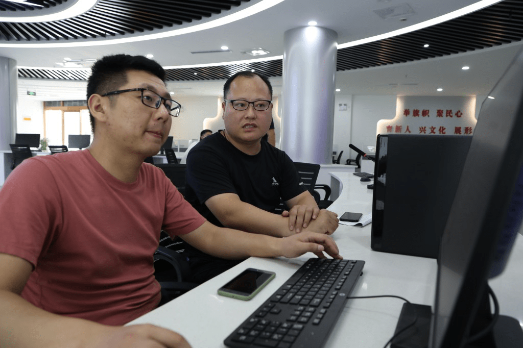 柘城融媒体中心:同心向“融” “融”荣与共_足球赌注软件(图4)
柘城融媒体中心:同心向“融” “融”荣与共_足球赌注软件(图4)